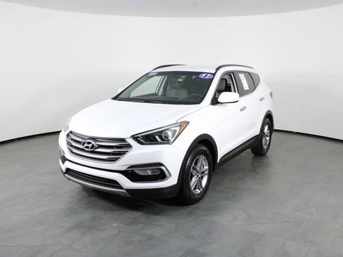 Used 2017 Hyundai Santa Fe Sport image 2