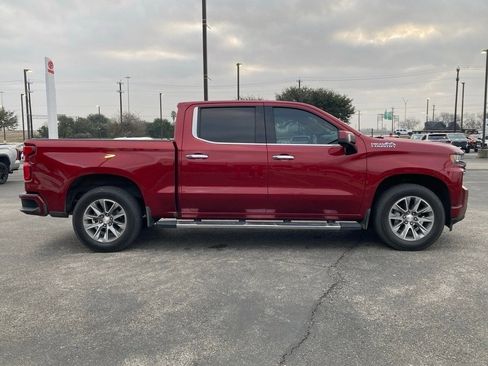 Used 2019 Chevrolet Silverado 1500 High Country w/ Technology Package image 4