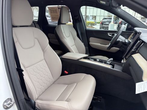 Certified 2026 Volvo XC60 B5 Plus w/ Protection Package Premier AWD/4WD image 35