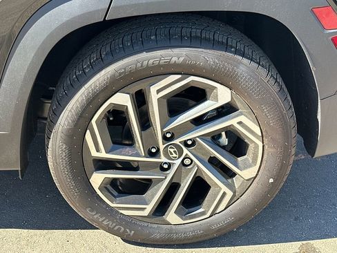 New 2025 Hyundai Tucson Limited image 19