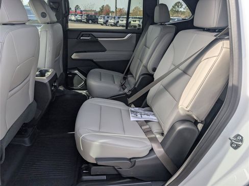 New 2026 GMC Acadia Elevation w/ Elevation Premium Package FWD image 28