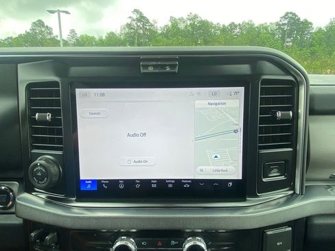 New 2026 Ford F350 Platinum w/ Tremor Off-Road Package AWD/4WD image 15
