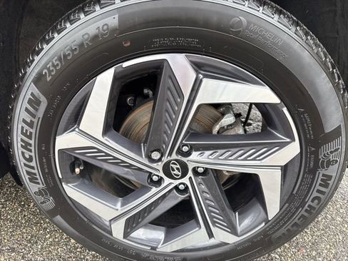 Certified 2024 Hyundai Tucson Limited image 10