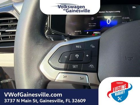 Certified 2025 Volkswagen Taos S FWD image 25