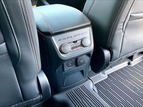 New 2026 Ford Explorer ST w/ Sun And Sound Package image 17