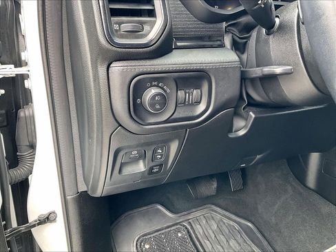 Used 2024 RAM 1500 Limited AWD/4WD image 26