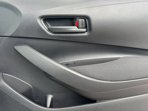 Used 2022 Toyota Corolla LE FWD image 18