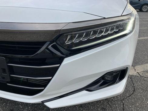 Used 2022 Honda Accord Sport image 30