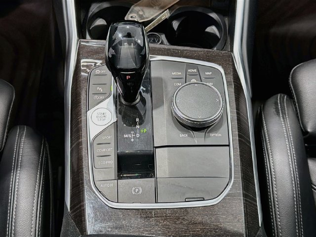 Used 2019 BMW 330i xDrive Sedan w/ M Sport Package AWD/4WD image 16