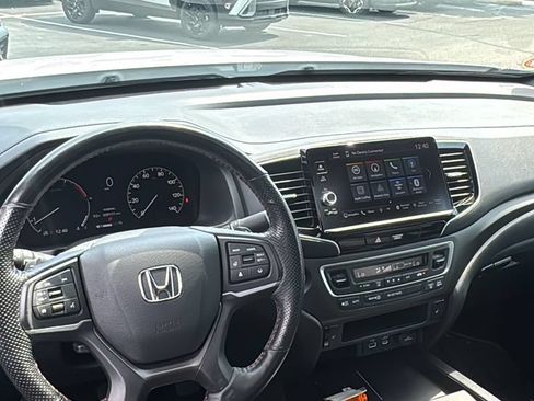 Used 2024 Honda Ridgeline TrailSport image 12