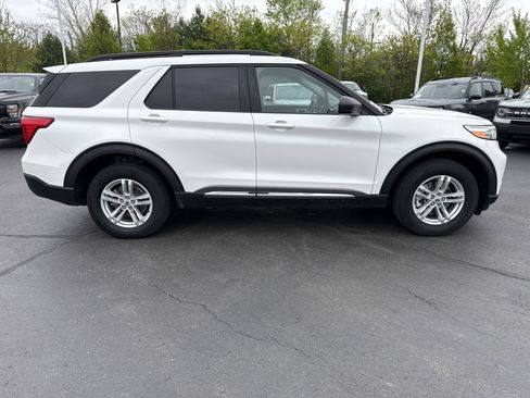 Certified 2024 Ford Explorer XLT w/ Equipment Group 202A AWD/4WD image 10