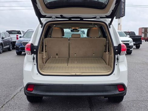 Used 2018 Toyota Highlander XLE image 7
