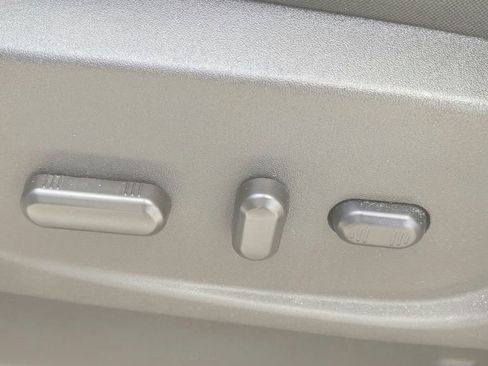 Used 2017 Ford Escape SE FWD image 19