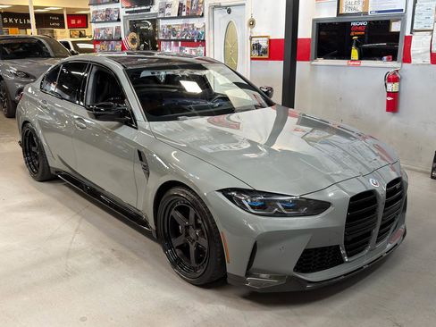 Used 2023 BMW M3 Competition w/ Executive Package image 3