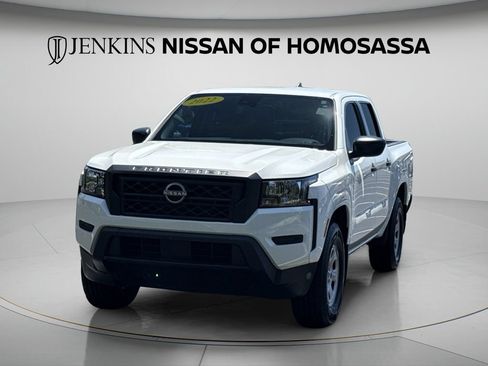 Used 2022 Nissan Frontier S w/ Technology Package RWD image 15