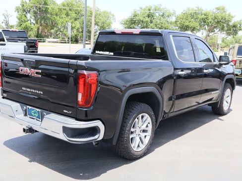 Used 2021 GMC Sierra 1500 SLT RWD image 9