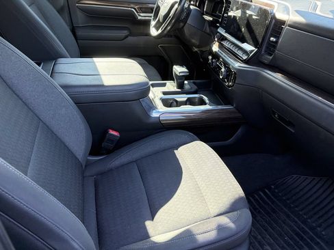 Used 2023 Chevrolet Silverado 1500 RST AWD/4WD image 6