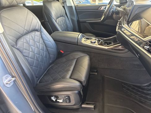 Used 2024 BMW X7 xDrive40i AWD/4WD image 20