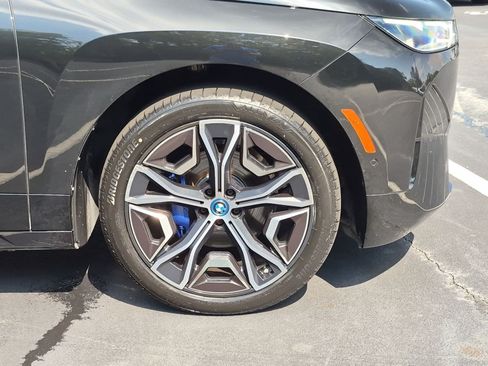 Certified 2024 BMW iX xDrive50 w/ Premium Package AWD/4WD image 13
