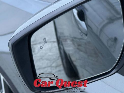 Used 2024 Nissan Versa SV image 26