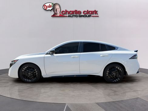 Certified 2026 Nissan Sentra SR w/ Floor Mat Package FWD image 3