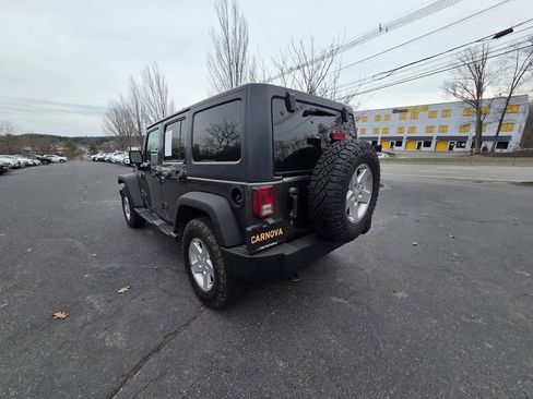 Used 2017 Jeep Wrangler Unlimited Sport w/ Quick Order Package 24S AWD/4WD image 6