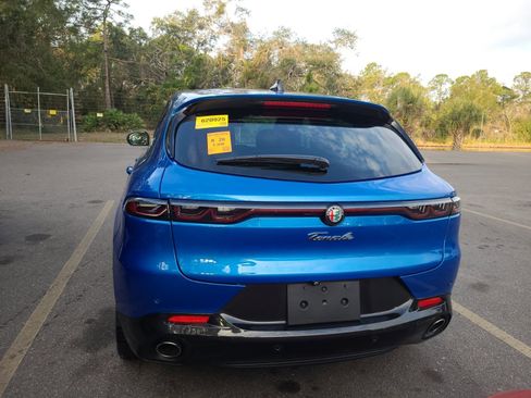 Used 2024 Alfa Romeo Tonale Veloce w/ Active Assist Package image 6