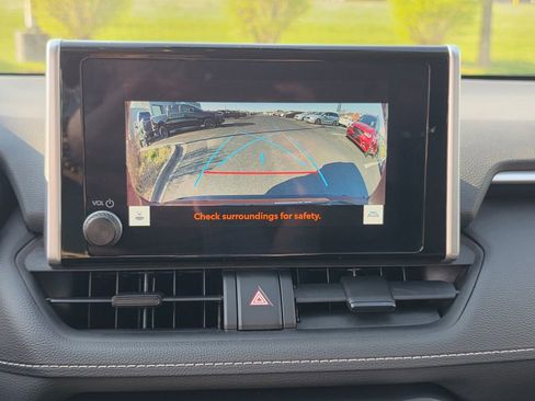 Used 2024 Toyota RAV4 XLE w/ Convenience Package AWD/4WD image 23