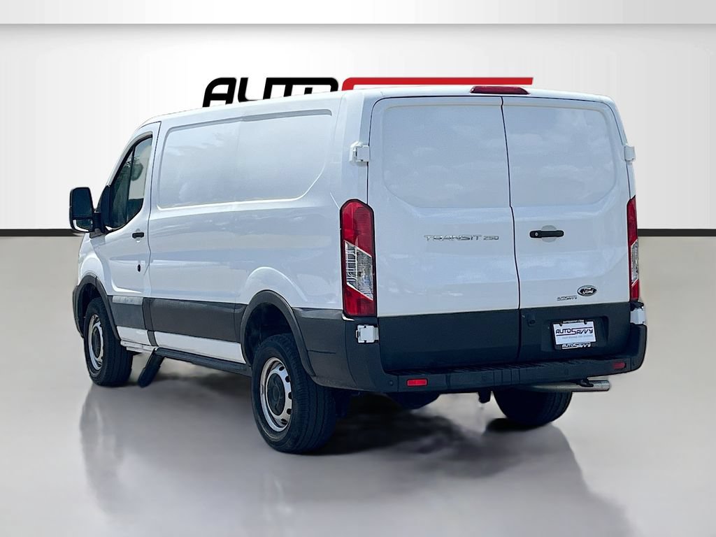 Used 2025 Ford Transit 250 Low Roof w/ Load Area Protection Package RWD image 5