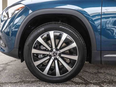 Used 2023 Mercedes-Benz GLA 250 GLA 250 w/ Premium Package image 11