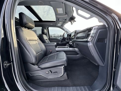 Used 2023 Ford F250 Lariat w/ Lariat Ultimate Package image 25