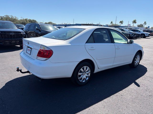 Used 2005 Toyota Camry LE FWD image 6