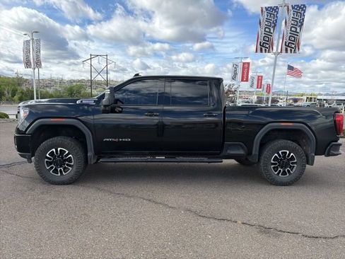Used 2020 GMC Sierra 2500 AT4 w/ Technology Package image 4