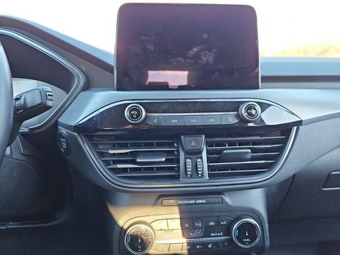 Used 2024 Ford Escape Active w/ Cold Weather Package image 22