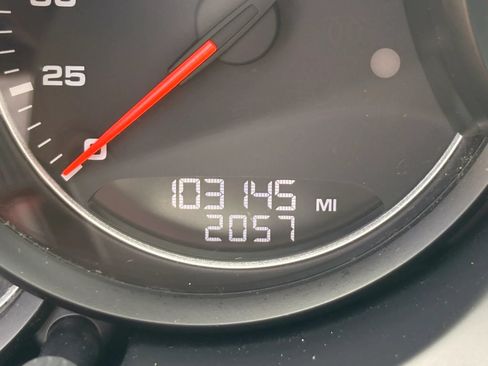 Used 2015 Porsche Cayenne S AWD/4WD image 31