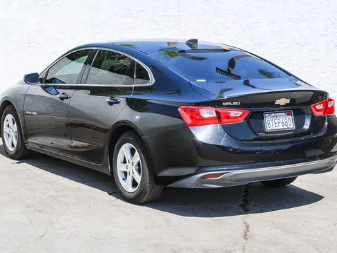 Used 2020 Chevrolet Malibu LS FWD image 4