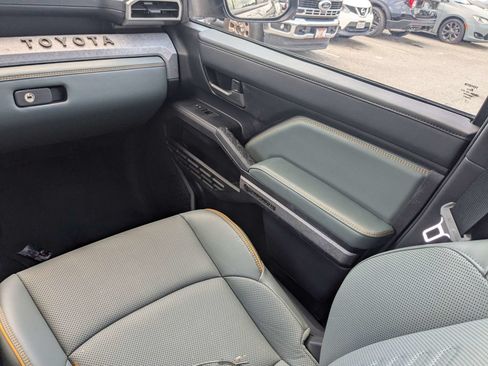 Used 2025 Toyota Tacoma 4x4 Double Cab Hybrid image 18