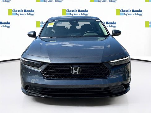 Used 2025 Honda Accord EX-L image 2