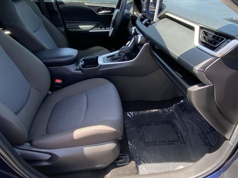 Certified 2023 Toyota RAV4 XLE w/ Convenience Package image 9