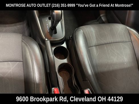 Used 2021 Chevrolet Trax LT image 22