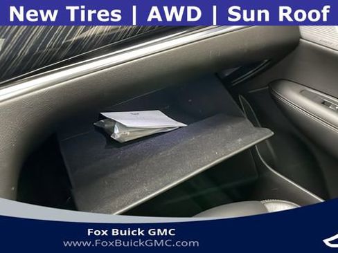 Used 2024 Cadillac XT6 Premium Luxury w/ LPO, Floor Liner Package image 30