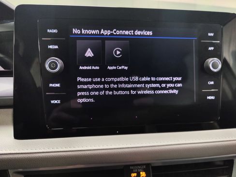 Used 2025 Volkswagen Taos SEL w/ Black Wheel Plus Package image 24