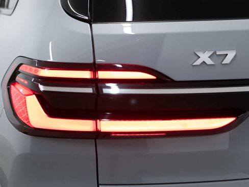 Used 2024 BMW X7 M60i w/ Climate Comfort Package AWD/4WD image 34