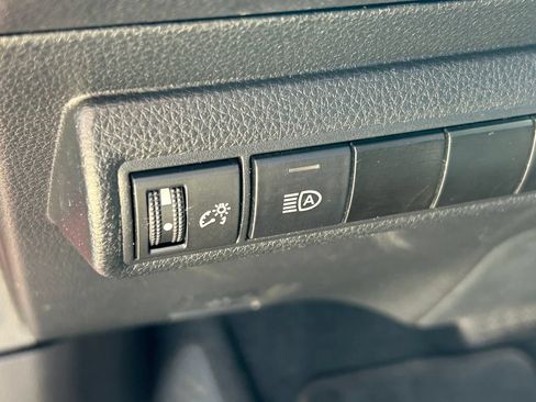 Used 2024 Toyota Corolla LE FWD image 23