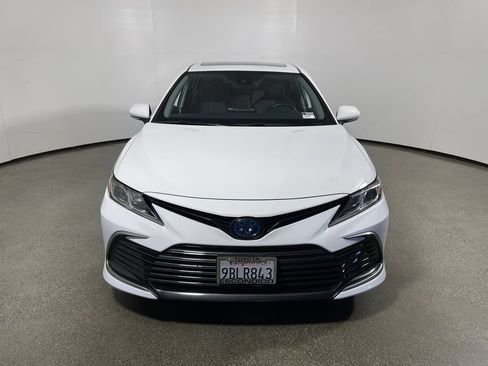 Certified 2021 Toyota Camry LE w/ Audio Upgrade Package FWD image 8