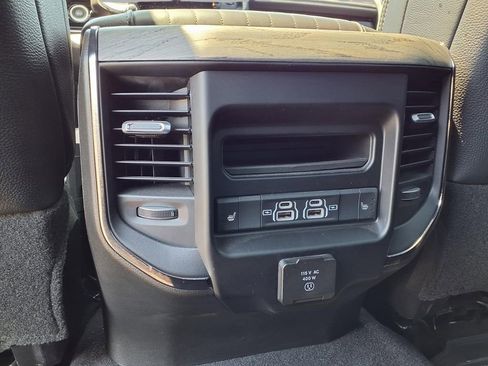 Certified 2025 RAM 3500 Limited AWD/4WD image 25