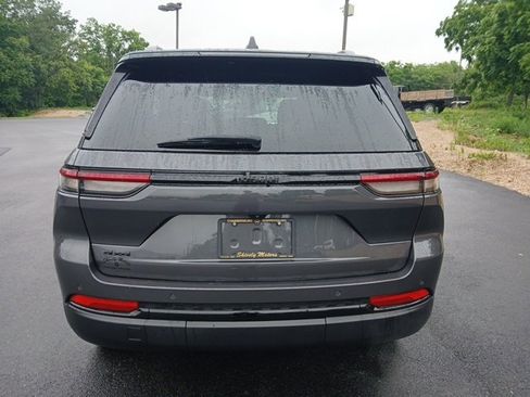 Certified 2023 Jeep Grand Cherokee Altitude image 5
