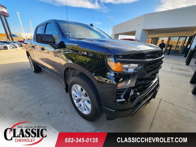 Used 2025 Chevrolet Silverado 1500 Custom RWD 360° Tour