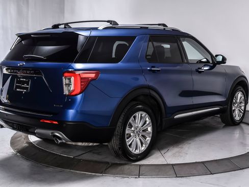 Used 2023 Ford Explorer Limited AWD/4WD image 6