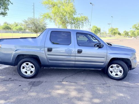 Used 2006 Honda Ridgeline RT image 4